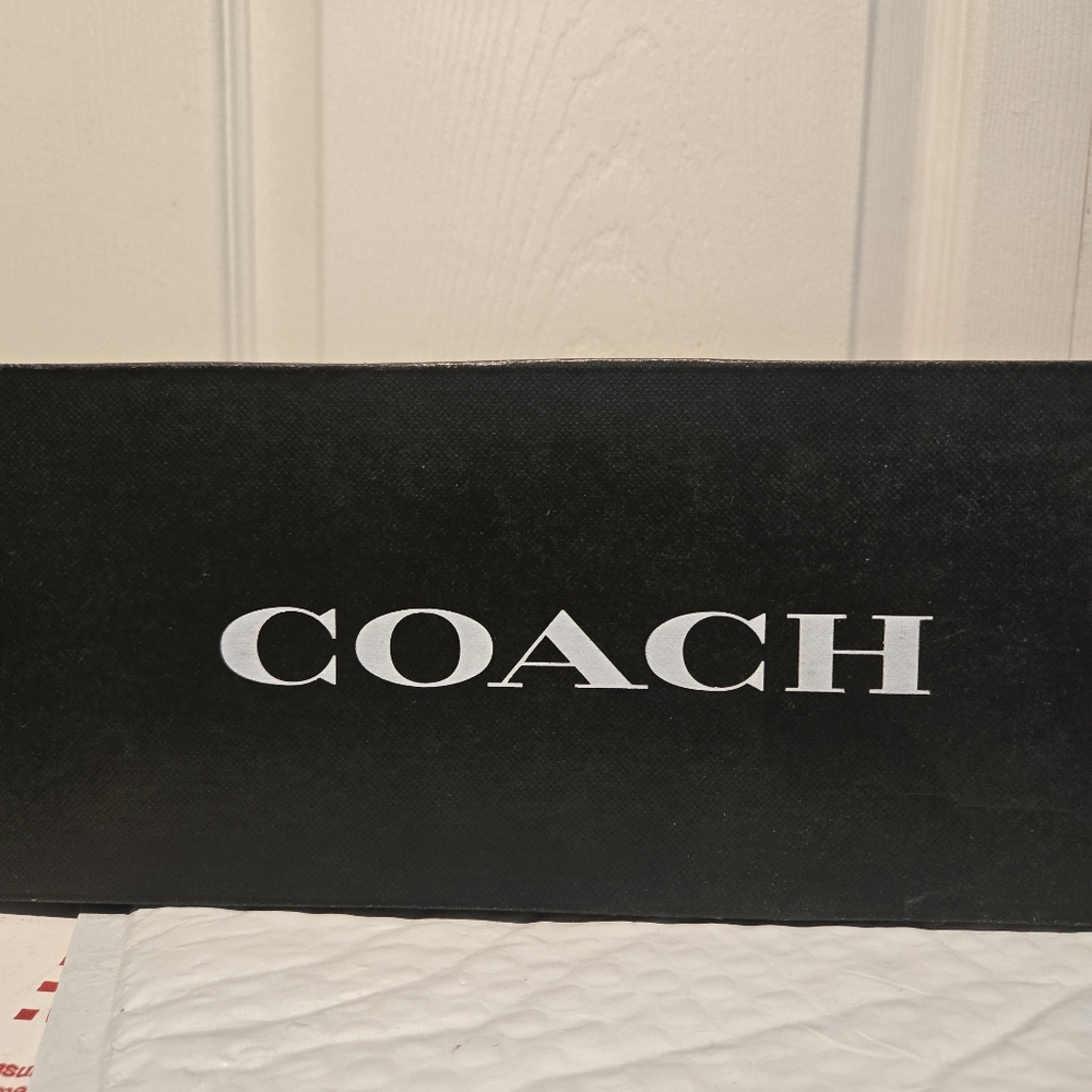 Coach Benni SIG JACQ FLAT SIZE 7B - Picture 8 of 8